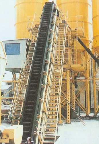 大傾角皮帶機(jī)